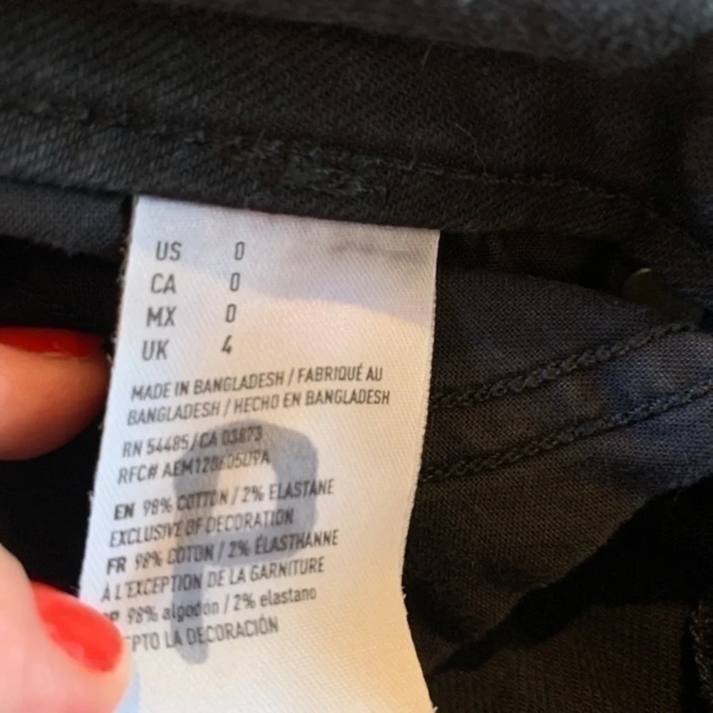 American Eagle Cutoff Black Denim Mini Skirt With Gromets Size 0